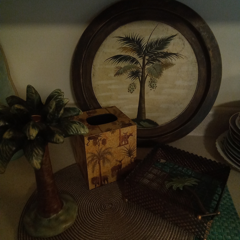 perfection PALM 🌴 TREE ACCESSORIES 🤗🤗🤗❣️ - Picture 2 of 7